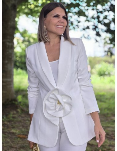 TRAJE CHAQUETA DE TRES PIEZAS CAMAS  (CHAQUETA, PANTALÓN Y TOP)
