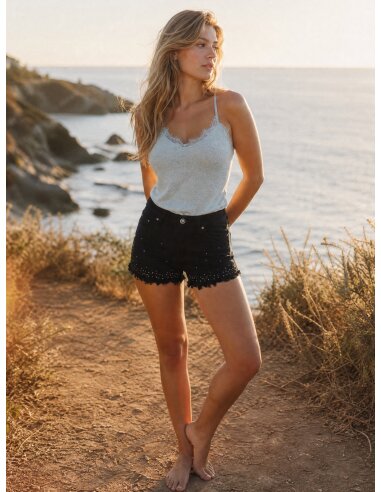 SHORT NIXIE